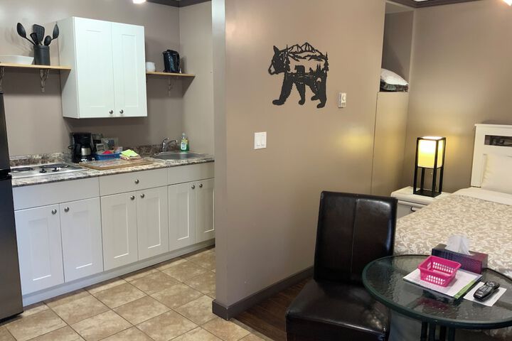 Room 12 of 38