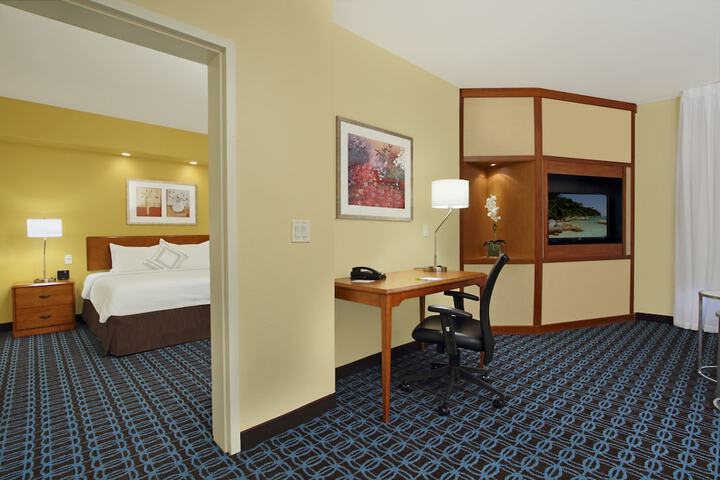 Room 17 of 26
