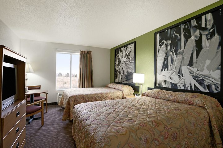 Room 9 of 23