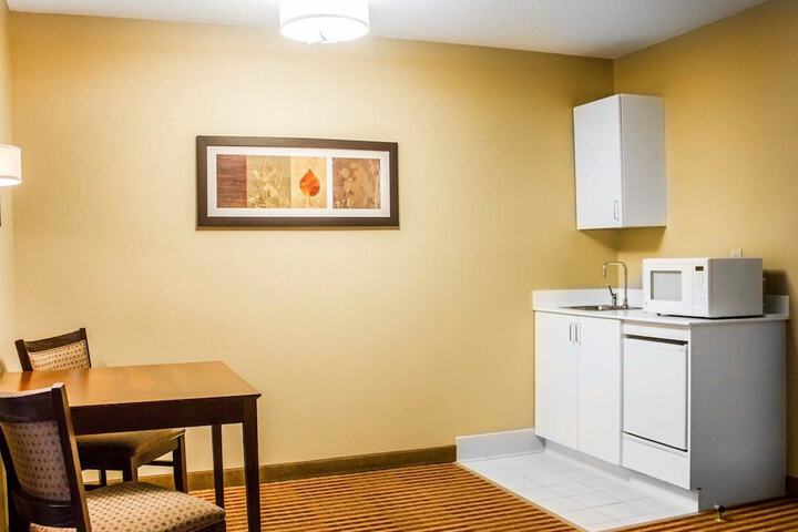 Comfort Inn & Suites Dayville - Killingly Industrial Park
