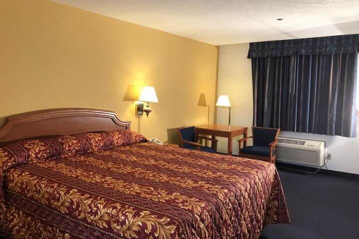 Room 14 of 34
