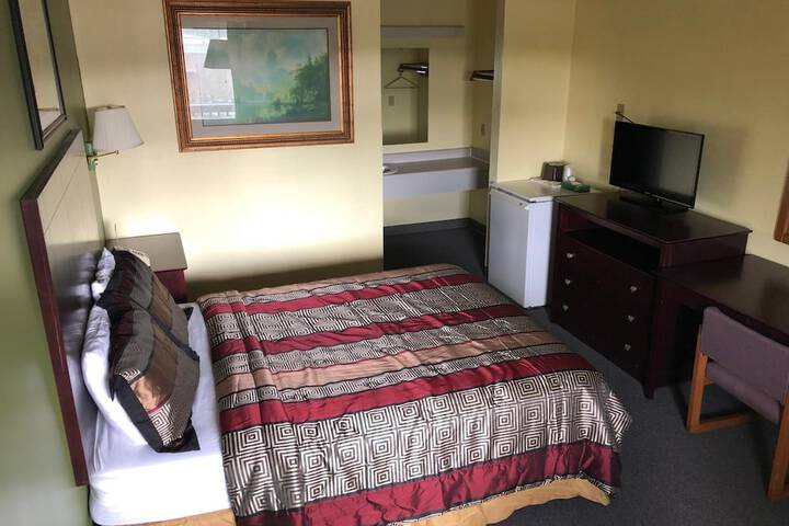 Salt Creek Inn