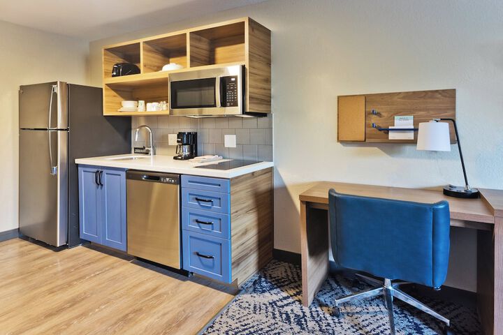 Room 12 of 22