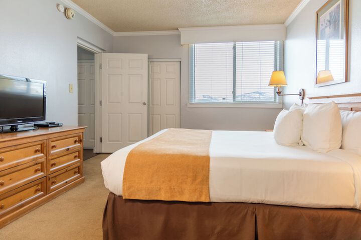 Legacy Vacation Resorts - Steamboat Hilltop