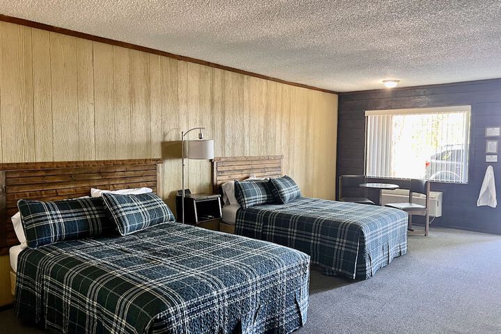 Room 106 of 141