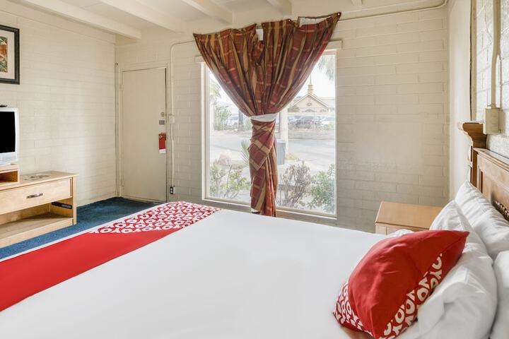Room 28 of 30