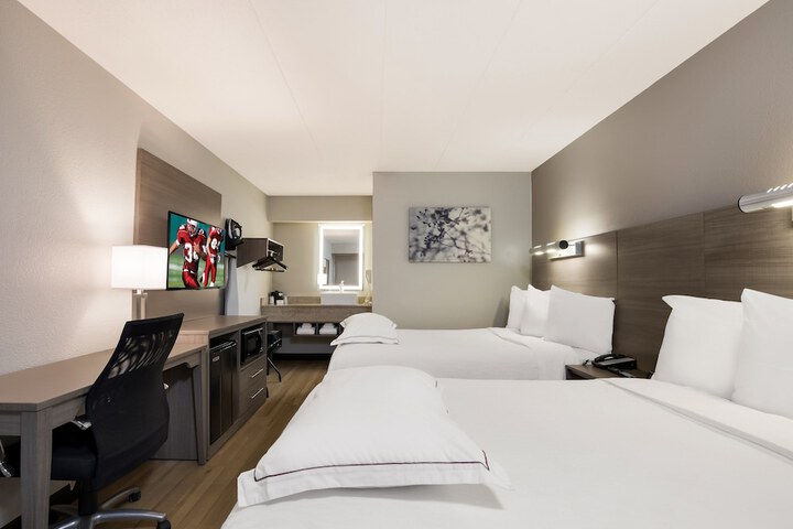 Room 11 of 29