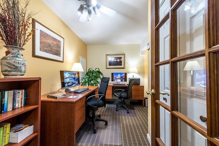 Business Center 67 of 67
