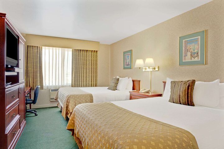 Ramada by Wyndham Draper