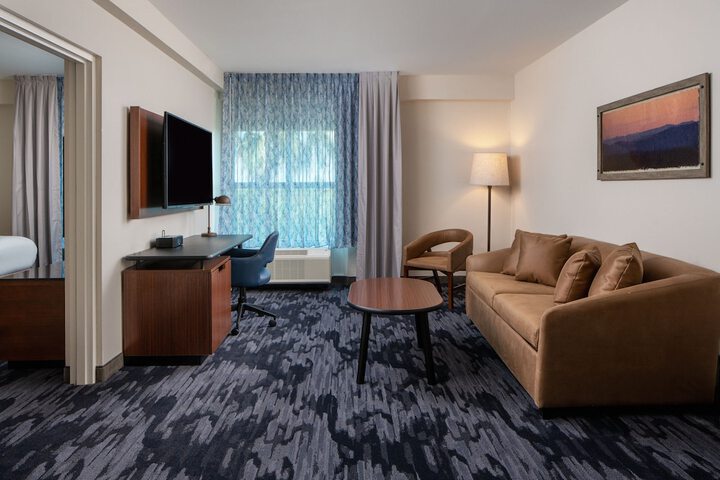 Room 12 of 30