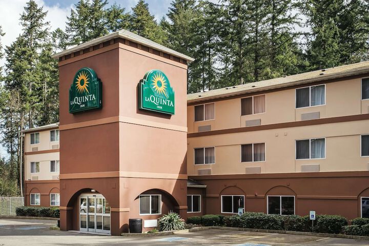 Hotel 2 of 41