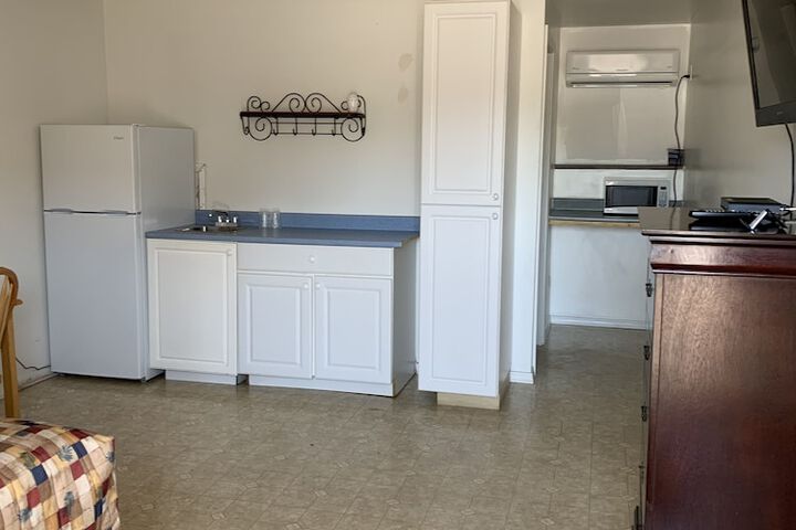 Room 12 of 25
