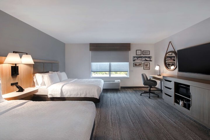 Hampton Inn Anderson / Alliance Business Park