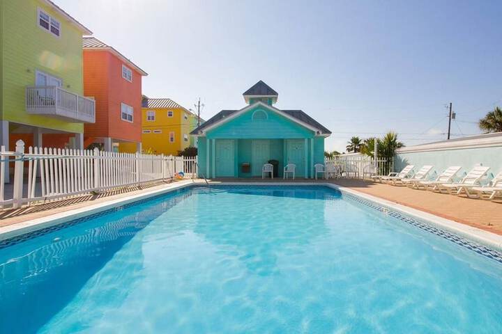 Pool 4 of 20