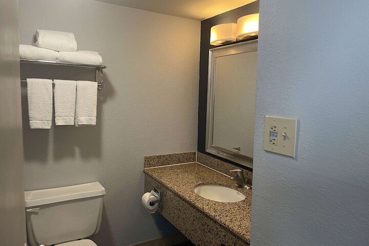 Room 22 of 24