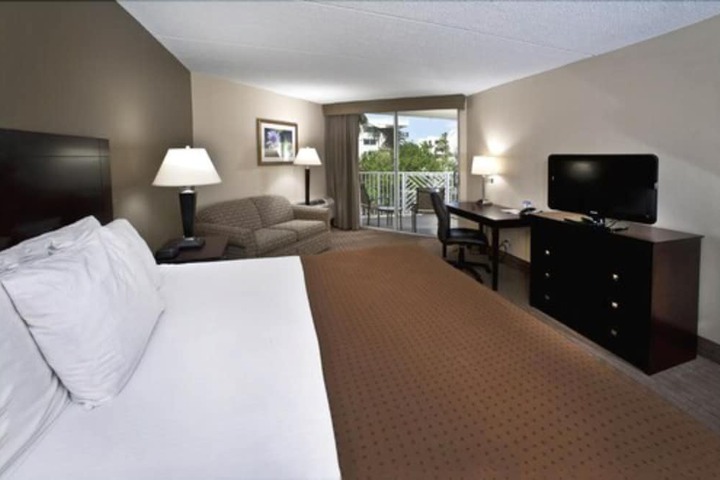 Holiday Inn Express North Palm Beach-Oceanview by IHG