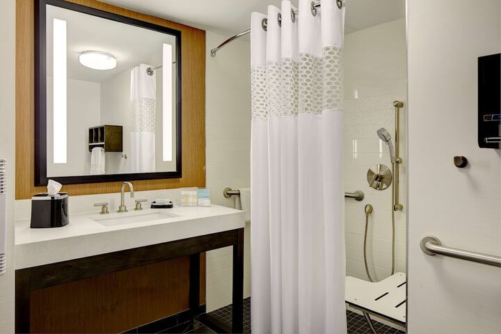 Room 20 of 47