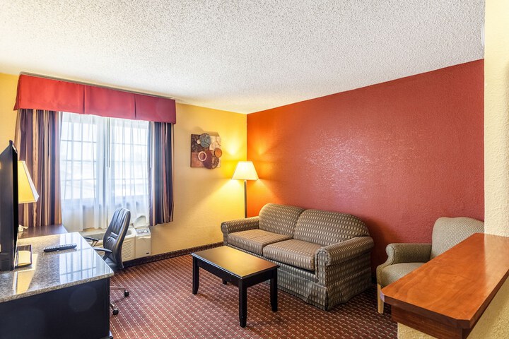 Room 9 of 51