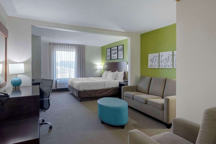 Room 12 of 31