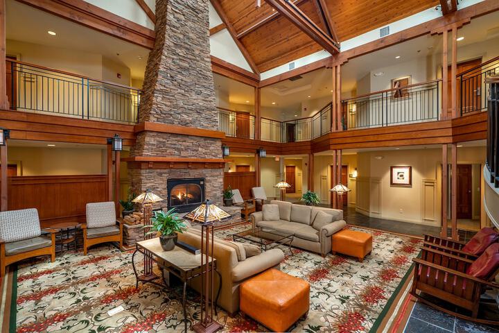 Avila Village Inn