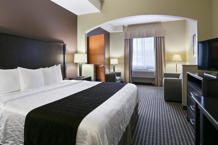Room 15 of 33