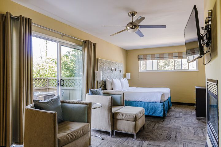 Room 21 of 36