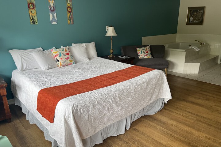 Room 12 of 61