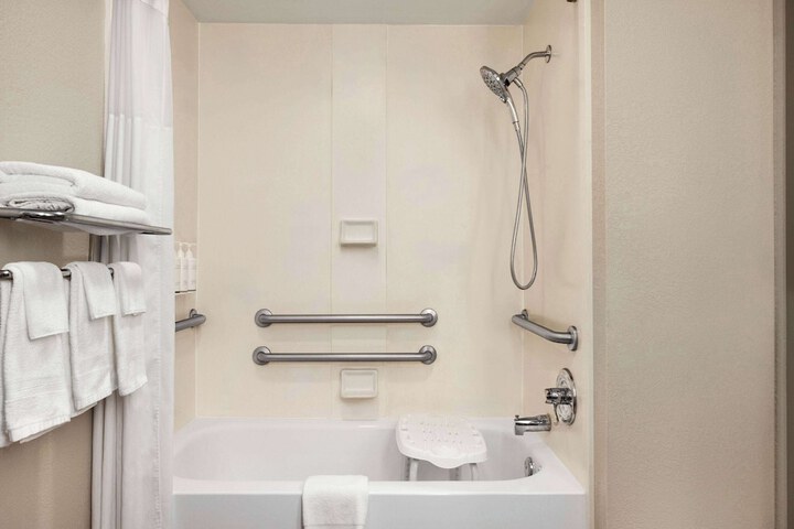 Days Inn by Wyndham Hershey