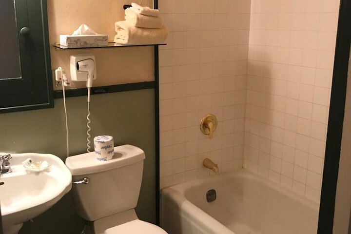 Room 18 of 67