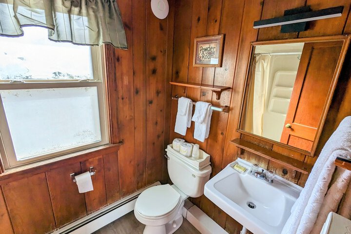 Room 21 of 140