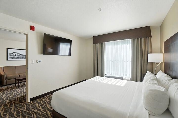 Cobblestone Hotel & Suites - Monte Vista