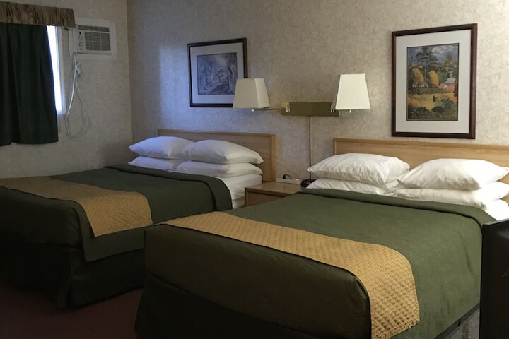 Room 23 of 28