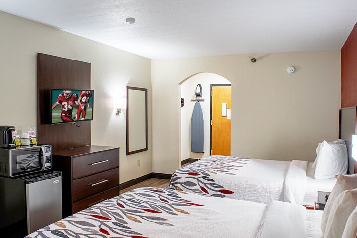 Room 19 of 33