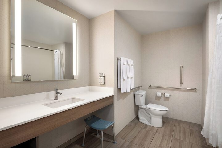 Holiday Inn Express Richmond by IHG