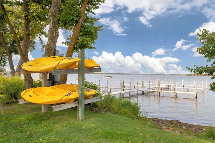 Best Western Premier The Lodge on Lake Detroit