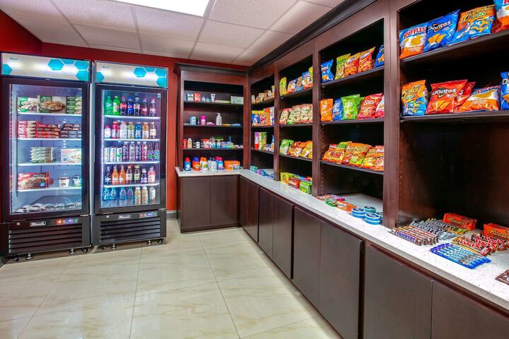 La Quinta Inn & Suites by Wyndham Horn Lake / Southaven Area