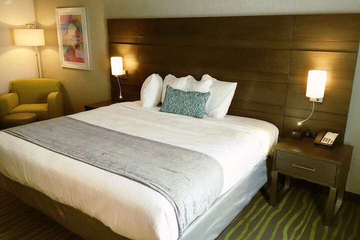 Room 62 of 84