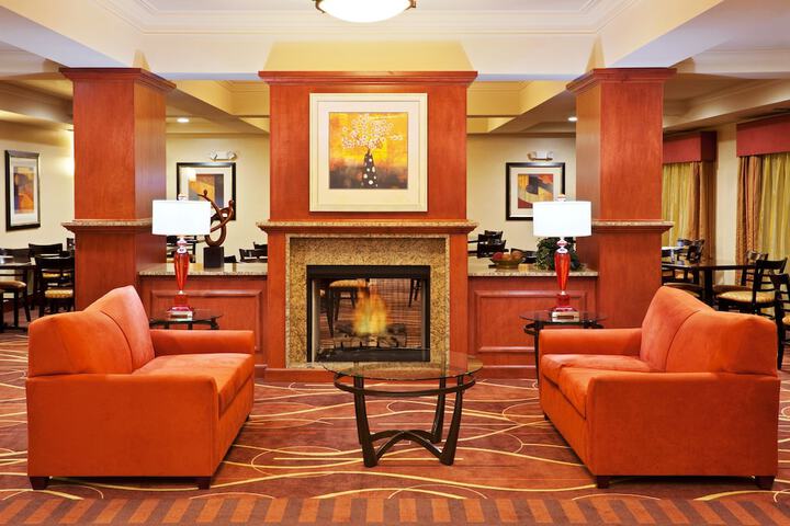 Hotel 2 of 43