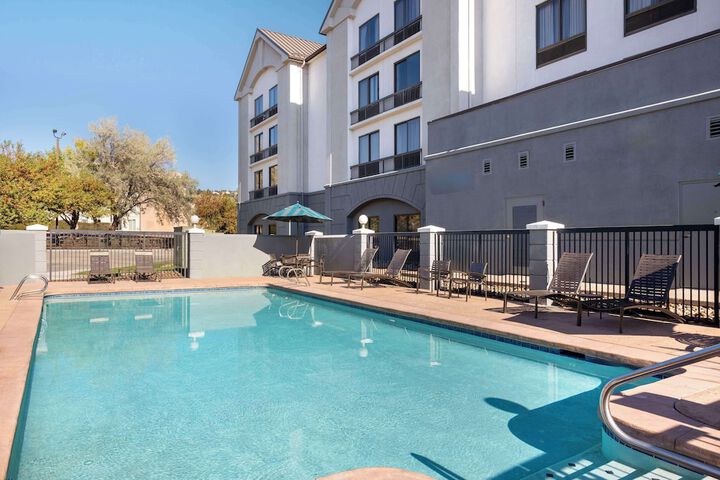 Pool 6 of 52