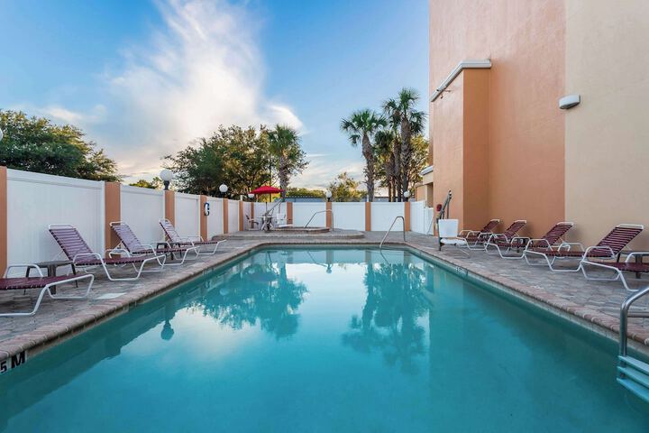 Pool 6 of 36