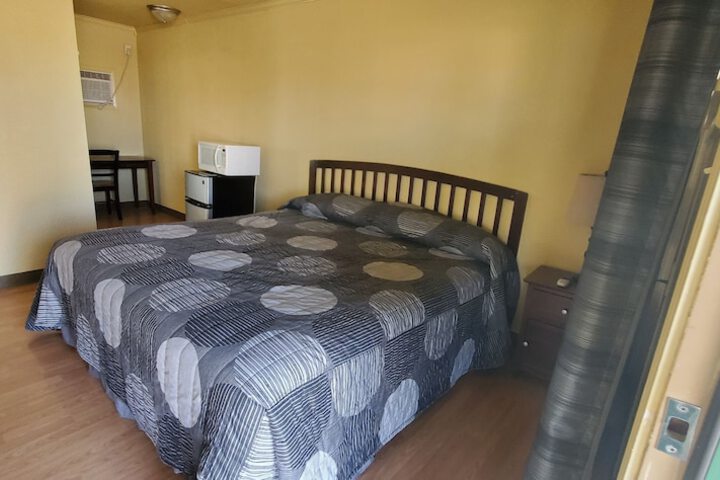 Room 7 of 22