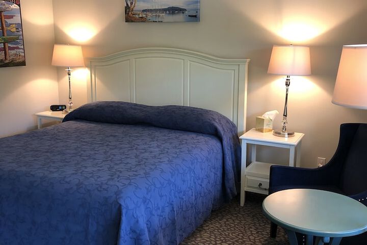 Room 22 of 37