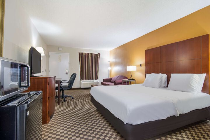 Room 10 of 21