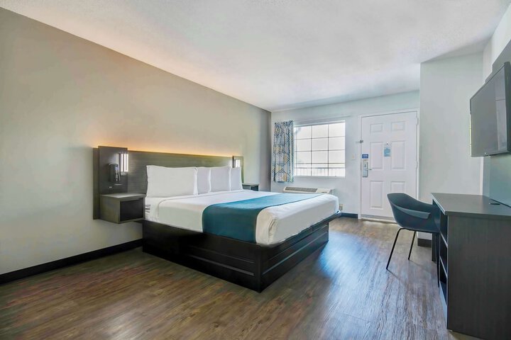 Studio 6 Extended Stay - Ocean Springs MS