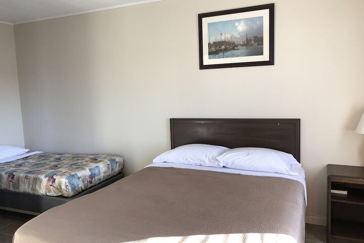 Room 62 of 83
