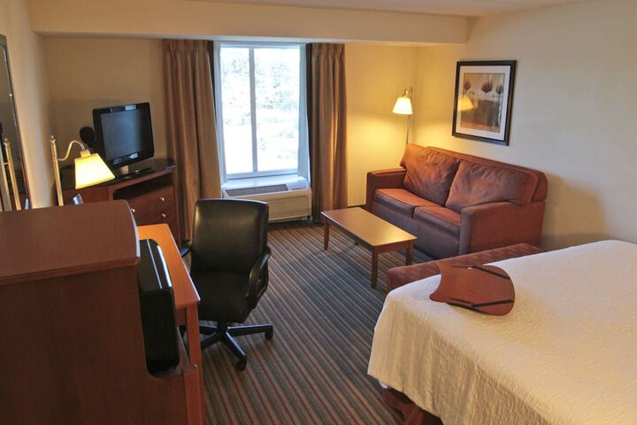 Room 16 of 35