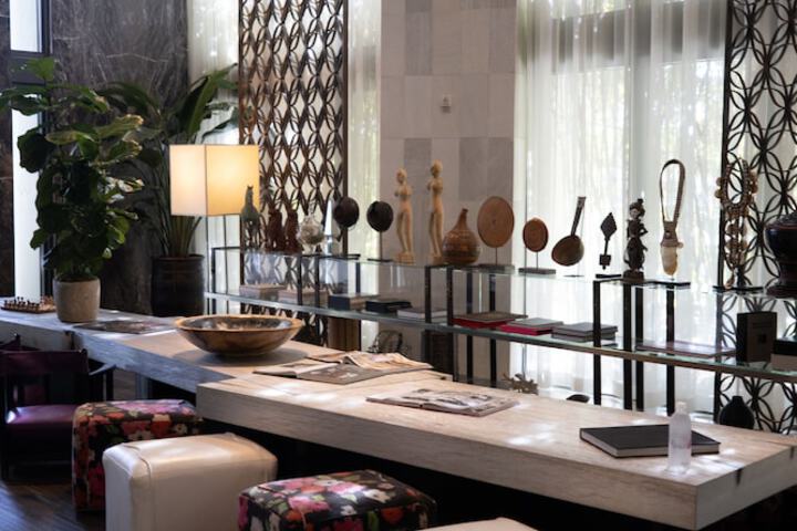 Hotel Interior 64 of 339