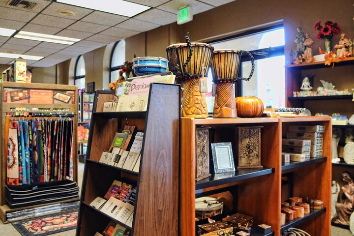 Gift Shop 74 of 82