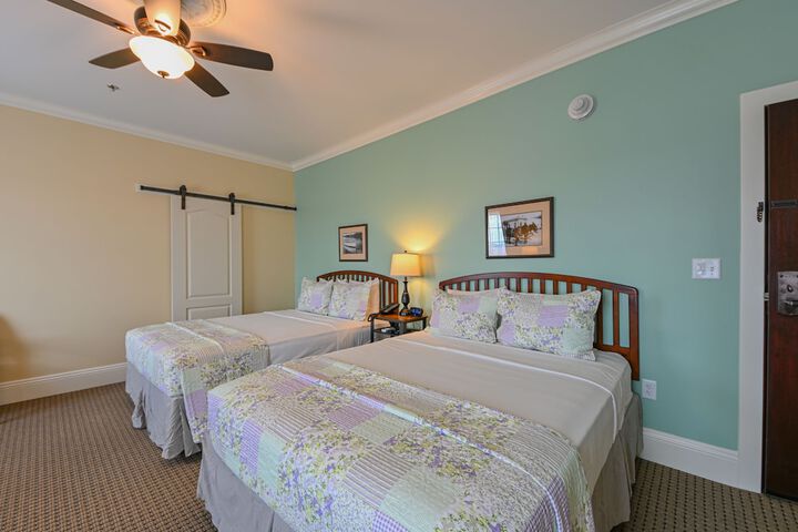 Room 52 of 80