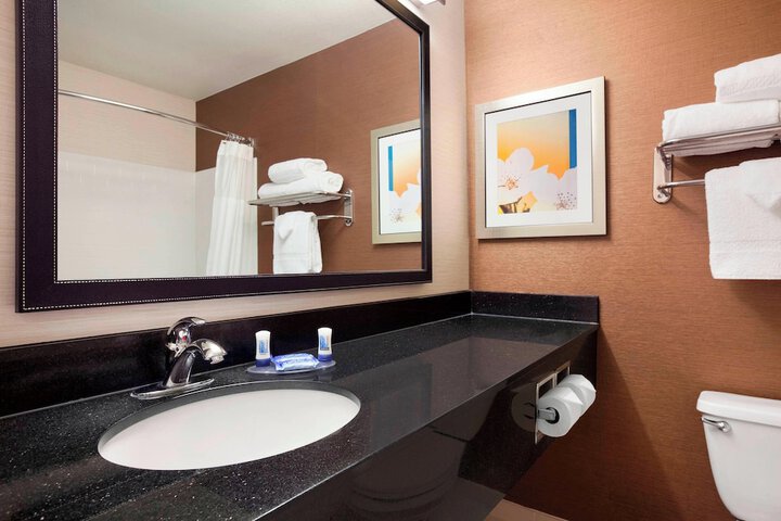 Room 15 of 20
